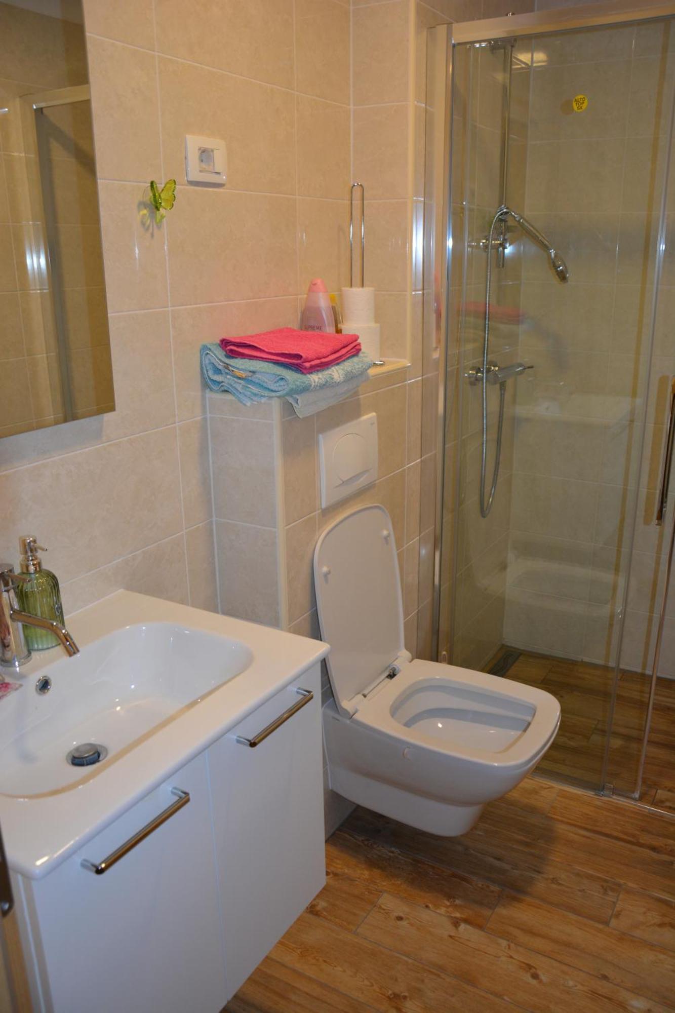 Apartmaji Kobal Zoll 外观 照片